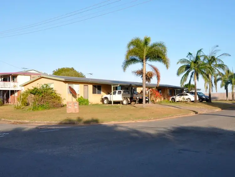1/23 Ware Avenue, Sarina QLD 4737
