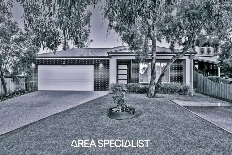 Main view of Homely house listing, 10 Ash Grove South, Langwarrin VIC 3910