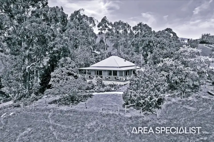 425 Olsens Road, Poowong VIC 3988