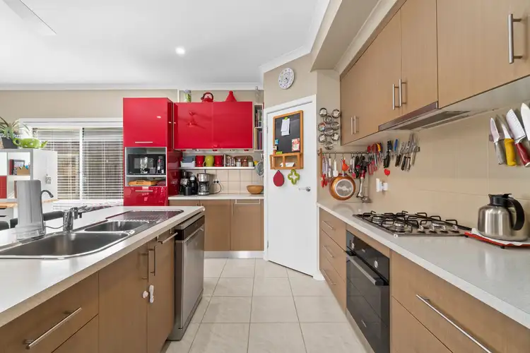 Fifth view of Homely house listing, 2 Greythorn Road, Traralgon VIC 3844