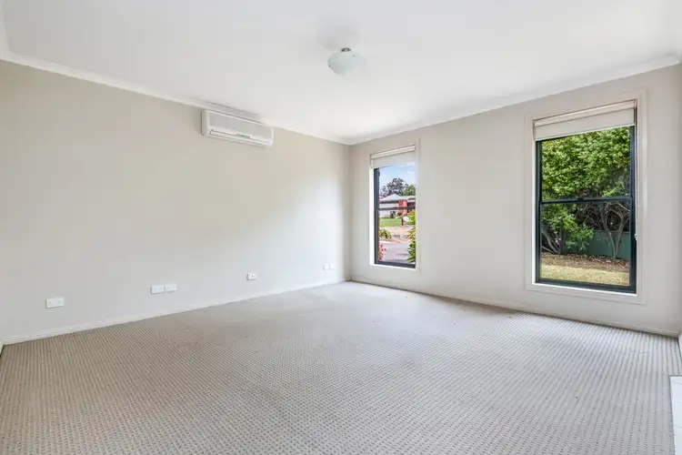 Fifth view of Homely house listing, 10 Northmoor Drive, Strathdale VIC 3550