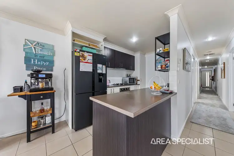 Fourth view of Homely house listing, 15 Alapont Close, Pakenham VIC 3810