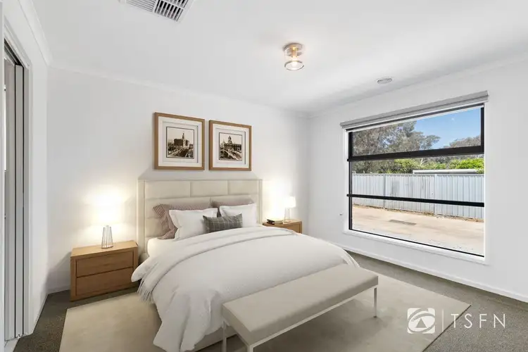 Fifth view of Homely house listing, 1/245A Allingham Street, Kangaroo Flat VIC 3555