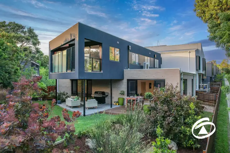 43 Willowdene Way, Berwick VIC 3806