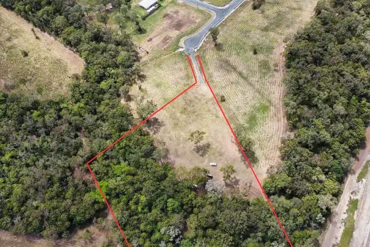 219 Moonlight Drive, Sarina QLD 4737