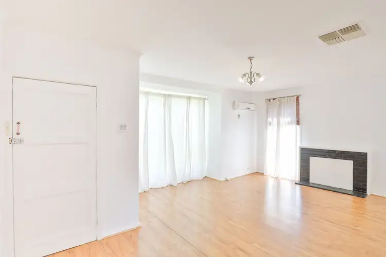 Second view of Homely house listing, 2 Murray Avenue, Red Cliffs VIC 3496