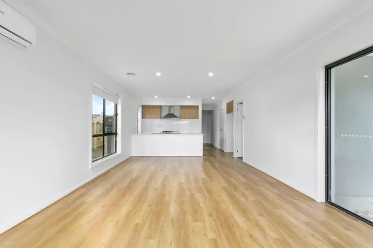 Fourth view of Homely house listing, 9 Caddie Court, Morwell VIC 3840