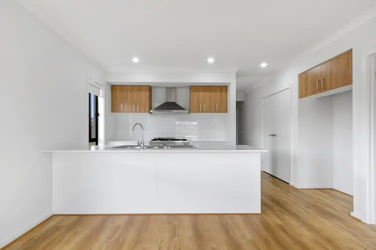 Fifth view of Homely house listing, 9 Caddie Court, Morwell VIC 3840