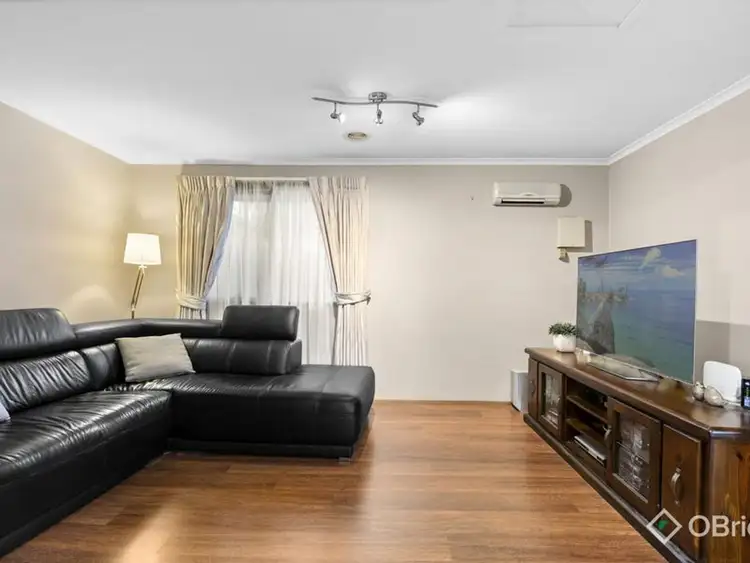 Fifth view of Homely house listing, 9 Kinloch Gardens, Endeavour Hills VIC 3802