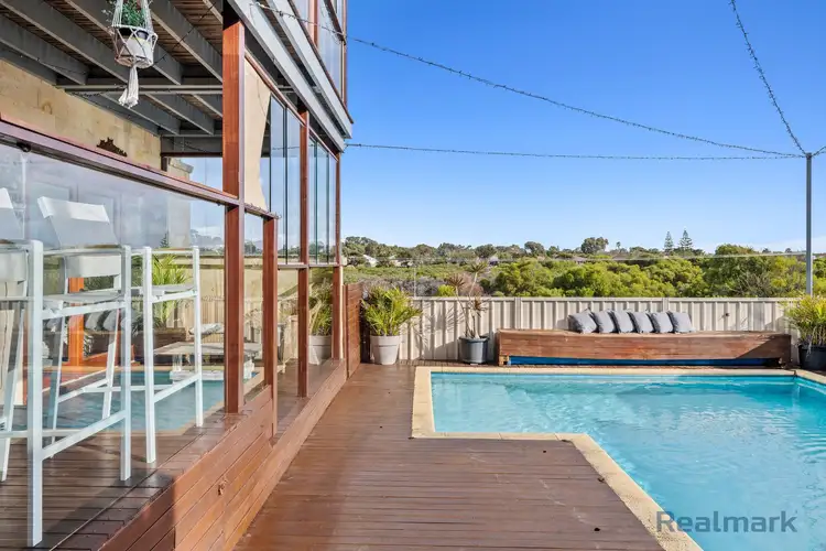 2/92 Janis Street, Halls Head WA 6210