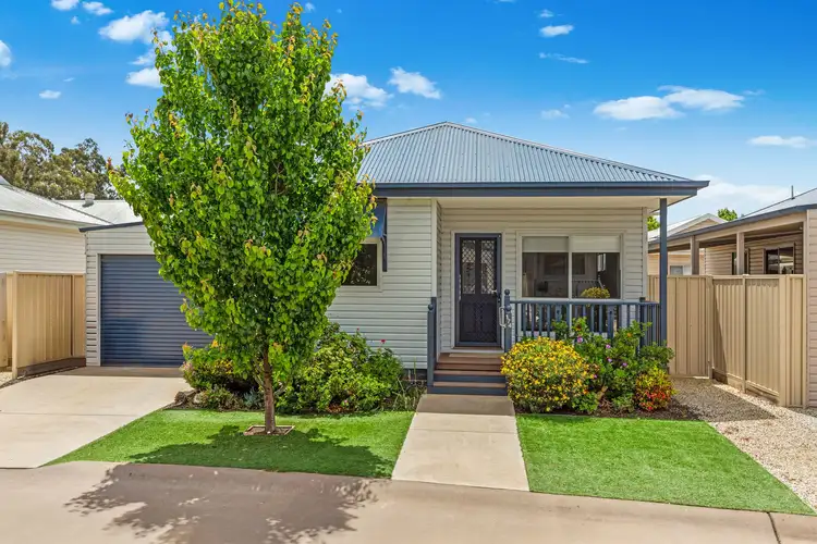174/31 Furness Street, Kangaroo Flat VIC 3555
