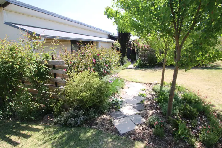 141 Bulwer Street, Tenterfield NSW 2372