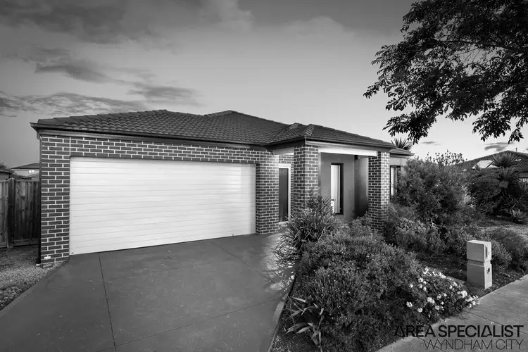 27 Casino Parade, Point Cook VIC 3030