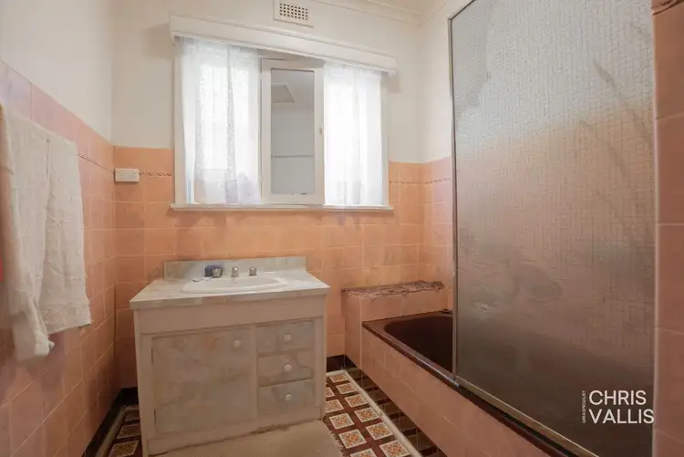 Sixth view of Homely house listing, 246 Ohea Street, Pascoe Vale South VIC 3044