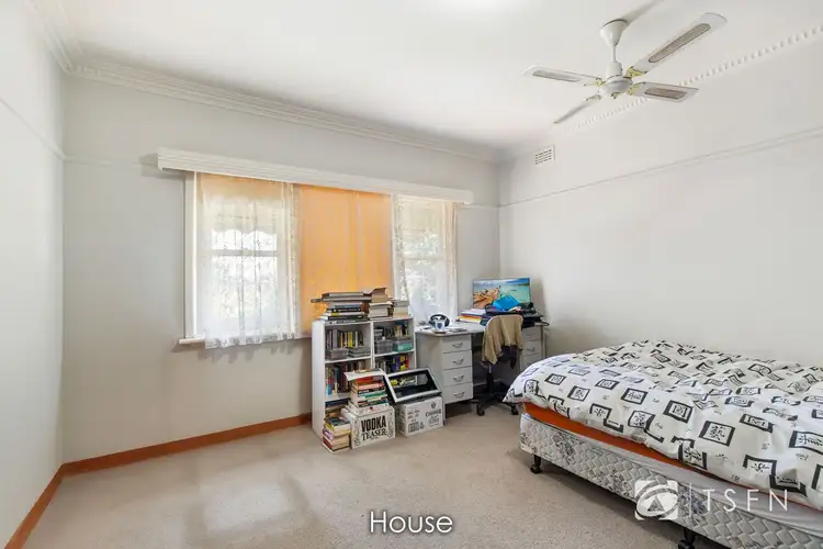Fourth view of Homely house listing, 5 Alder Street, Kangaroo Flat VIC 3555