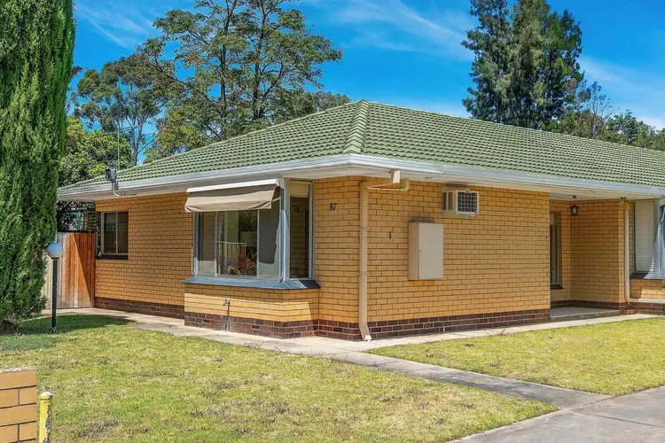 87 Windsor Grove