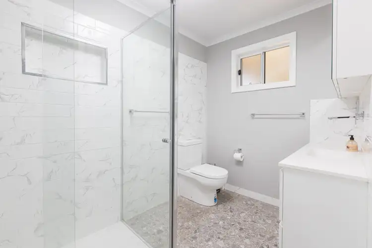 Sixth view of Homely house listing, 2 Lachlan Parade, Red Cliffs VIC 3496