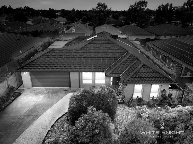 12 Winterton Court, Burnside Heights VIC 3023