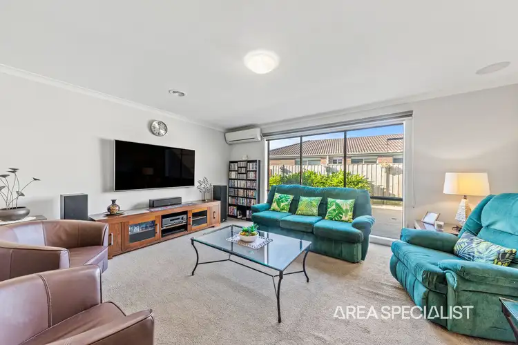Fifth view of Homely house listing, 24 Vanessa Circuit, Pakenham VIC 3810
