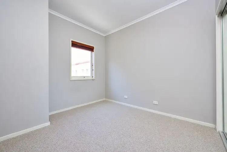 Fifth view of Homely apartment listing, 7/8-32 Howlett Street, Kensington VIC 3031