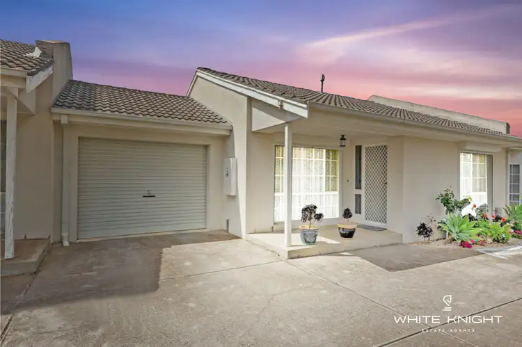 Second view of Homely house listing, 2/106 Conrad Street, St Albans VIC 3021