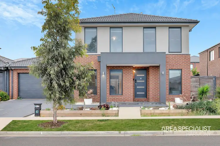 Main view of Homely house listing, 3 Peat Avenue, Thornhill Park VIC 3335
