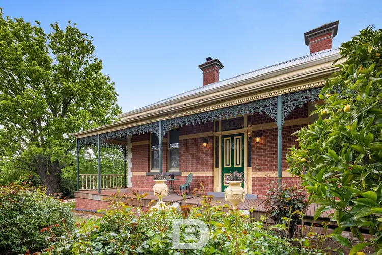 105 Barry Street, Romsey VIC 3434