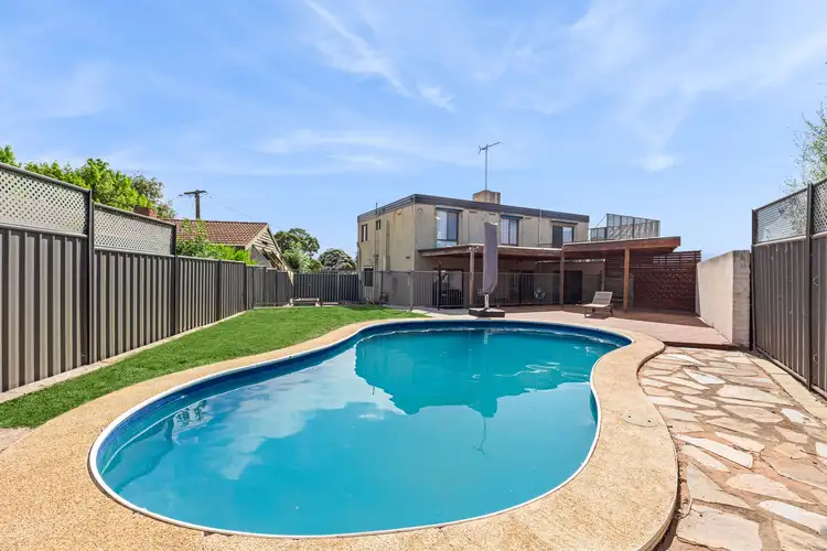 Fourth view of Homely house listing, 5 Bunting Court, Strathdale VIC 3550