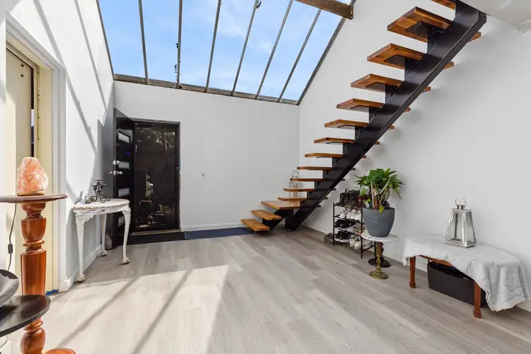 Sixth view of Homely house listing, 5 Bunting Court, Strathdale VIC 3550