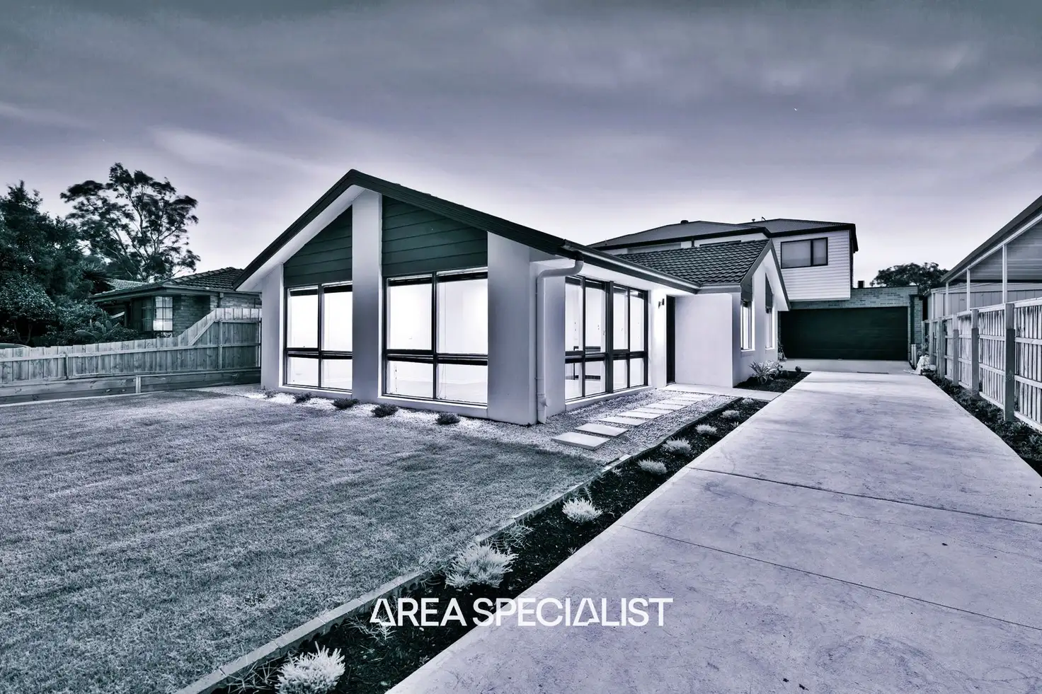 Main view of Homely unit listing, 1/3 Pollina Close, Hampton Park VIC 3976
