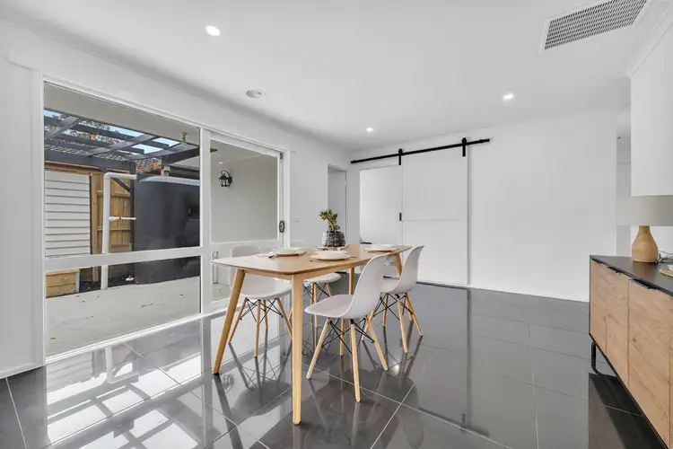 Sixth view of Homely unit listing, 1/3 Pollina Close, Hampton Park VIC 3976