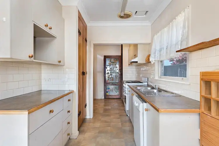 Fifth view of Homely house listing, 26 Mundaring Drive, Cranbourne VIC 3977