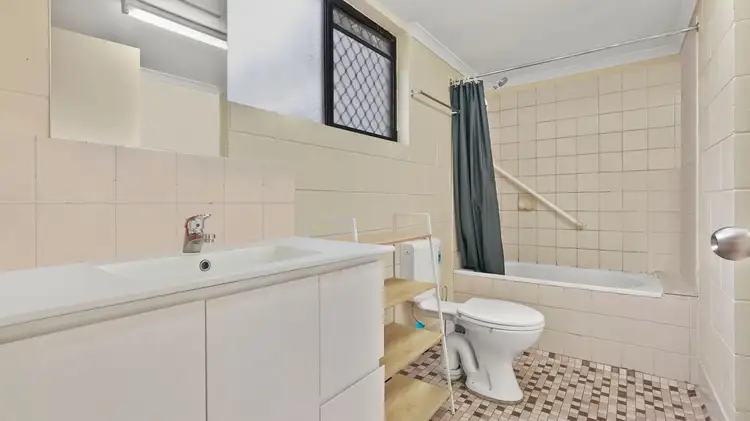 Sixth view of Homely unit listing, 5/215-217 McLeod Street, Cairns North QLD 4870