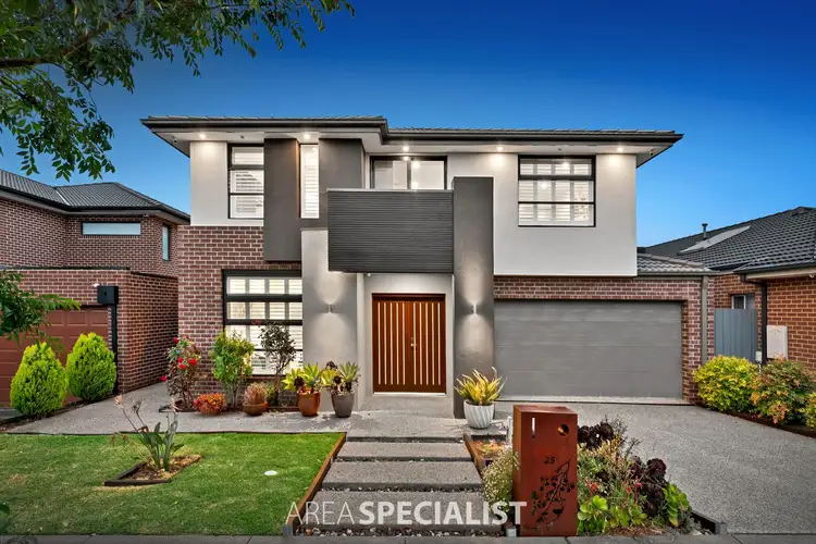 25 Fitzwilliam Circuit, Clyde North VIC 3978