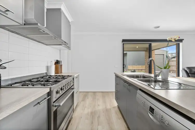 Fifth view of Homely house listing, 19 Hammersmith Circuit, Traralgon VIC 3844