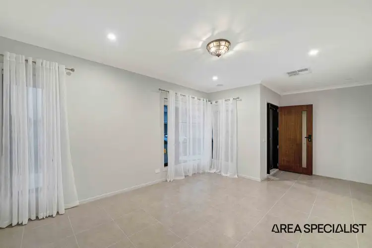 Sixth view of Homely house listing, 10 Wavertree Crescent, Werribee VIC 3030