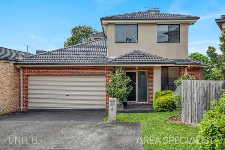 6/59 Fairholme Blvd, Berwick VIC 3806