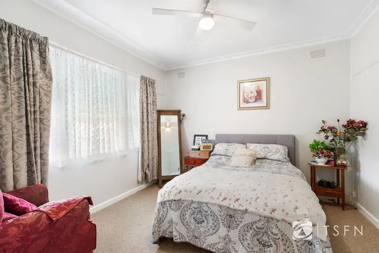 Fifth view of Homely house listing, 1 Lindsay Street, Kangaroo Flat VIC 3555