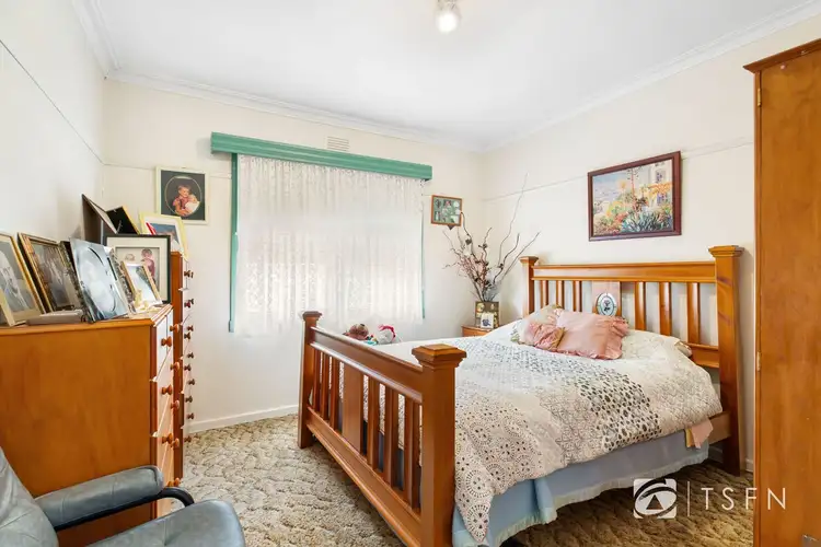Sixth view of Homely house listing, 1 Lindsay Street, Kangaroo Flat VIC 3555