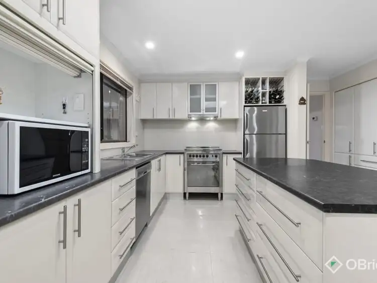 Third view of Homely house listing, 2 Forrest Court, Endeavour Hills VIC 3802