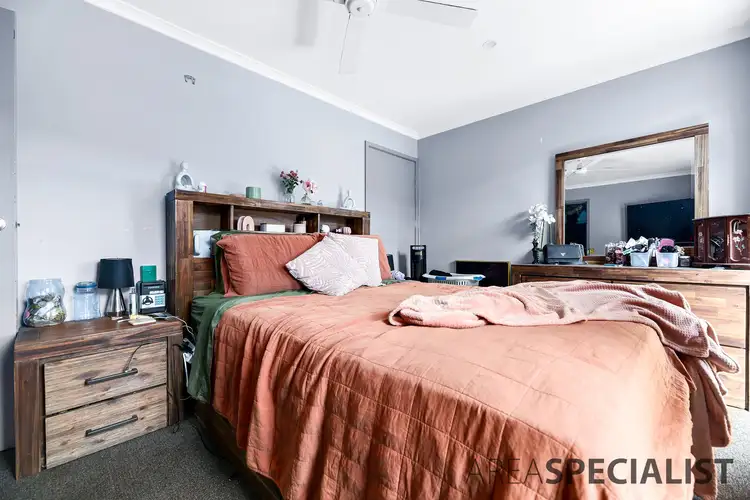 Second view of Homely house listing, 33 Valepark Crescent, Cranbourne VIC 3977