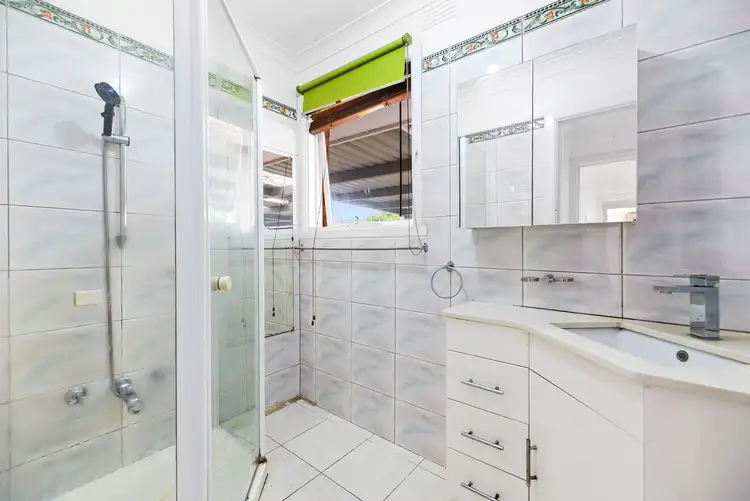 Fifth view of Homely house listing, 8 Scotsmore Road, Springvale South VIC 3172