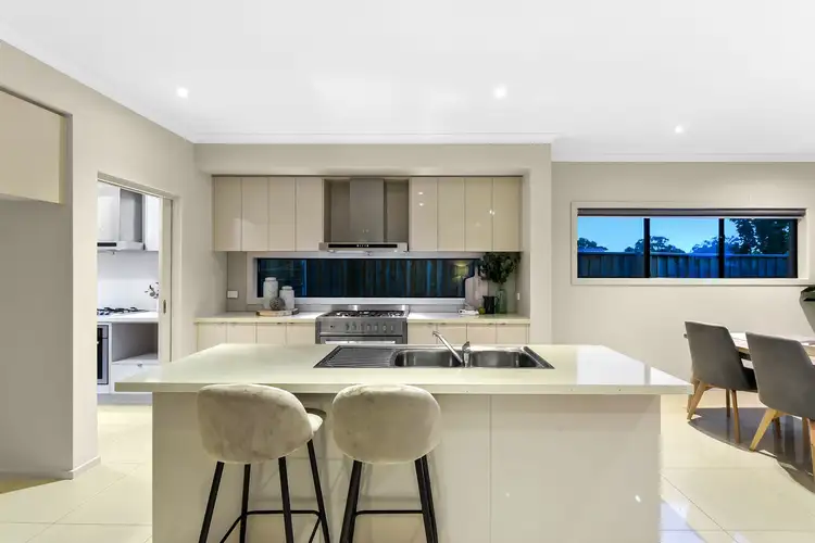 Fifth view of Homely house listing, 20 Petunia Drive, Keysborough VIC 3173