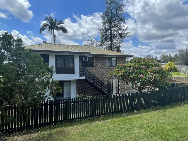 8 Shirley Street