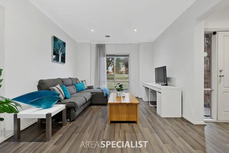Second view of Homely house listing, 8 Figtree Walk, Lyndhurst VIC 3975