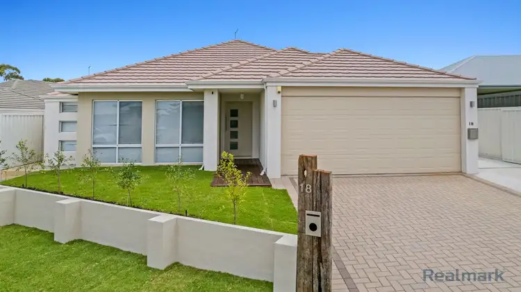 18 Carnaby Drive, Dawesville WA 6211