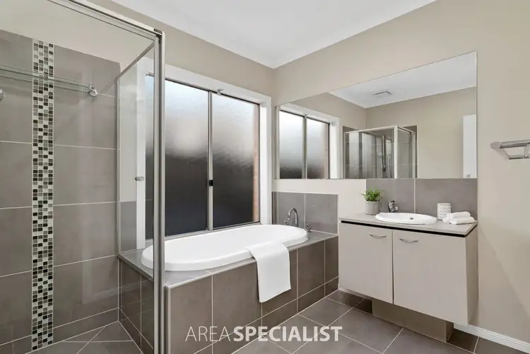Fifth view of Homely house listing, 26 William Thwaites Boulevard, Cranbourne North VIC 3977