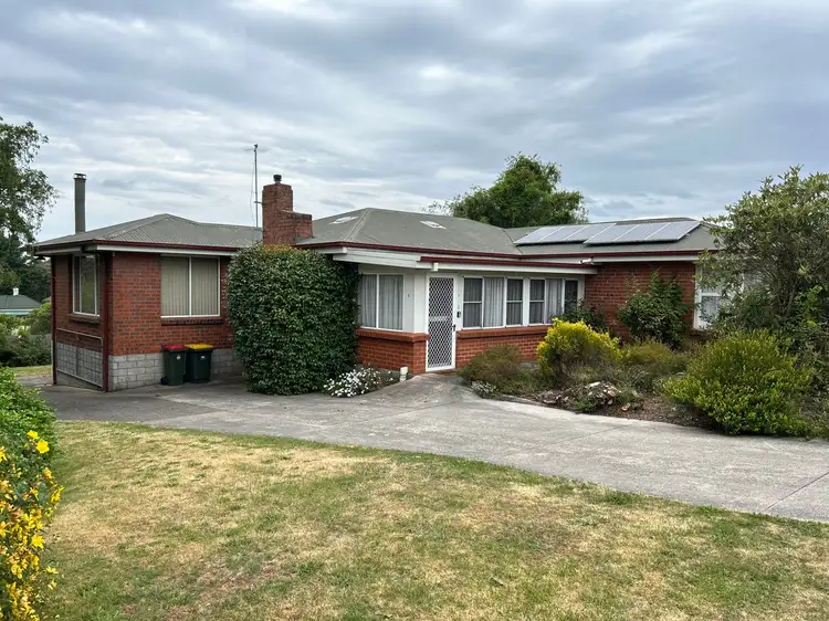 7 Best Street, Deloraine TAS 7304