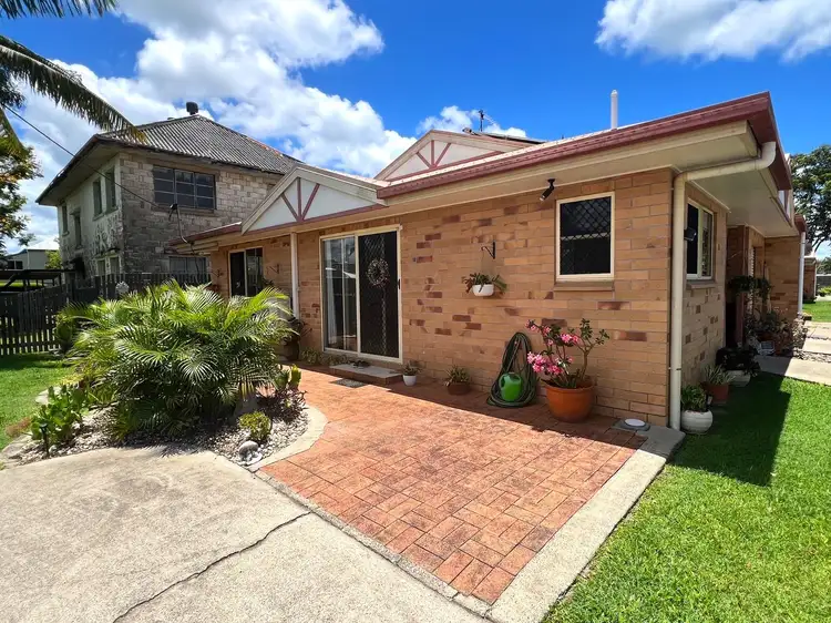 1/12 East Street, Sarina QLD 4737