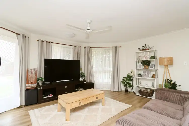 11 Elliot Court